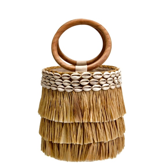 Poolside Hula Hut Fringed Bucket Bag - Picture 4 of 9